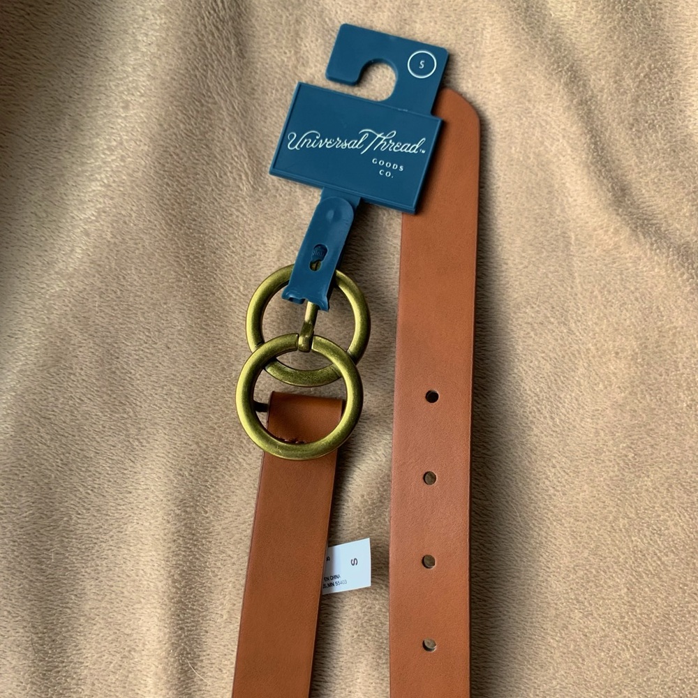 Target Universal Thread Tan Double O Ring Belt Size Small (New with tags)